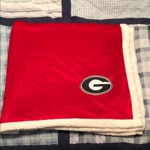 NCAA 50” x 60” Georgia Bulldogs Sherpa Blanket